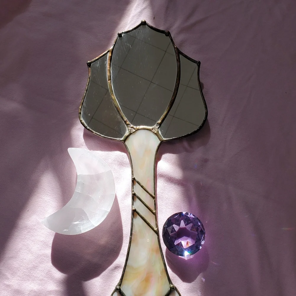 Stained glass flower-shaped mirror, great condition
